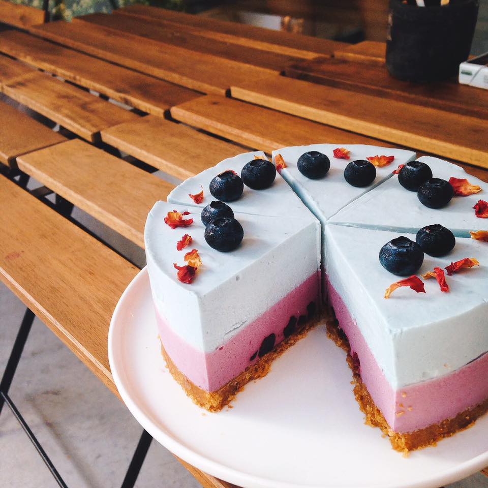 "Cafe by Juicy Diary" Official Facebook Page