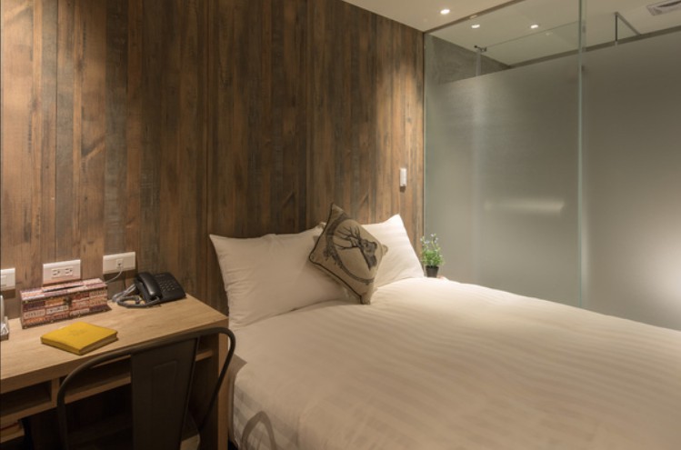Roaders Hotel官網