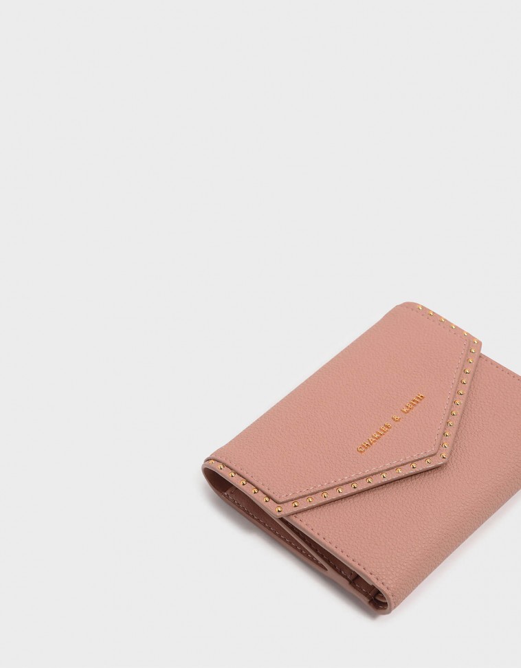 CHARLES & KEITH